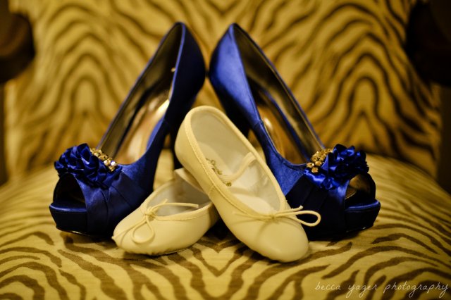 nashville wedding, bride's shoes, flower girl shoes, details